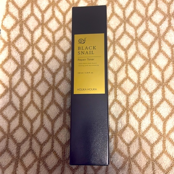 Holika Holika Black Snail Repair Toner 3.38 fl. oz. - Picture 1 of 4